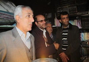 فرماندار ارومیه از محل آتش سوزی بازار تاریخی این شهر بازدید كرد