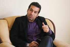 مومنی :منصور خان فرد بزرگ و با دانشی بود
