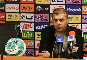 اصفهان و سپاهان لیاقت ورزشگاه مدرن را دارند