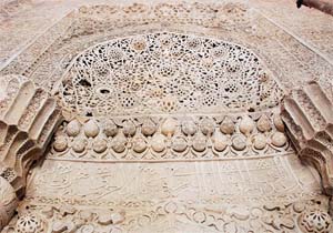 احیاء مسجد جامع ارومیه آغاز شد