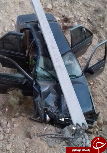 برخورد خودرو با تیرچراغ برق حادثه آفرید+ تصویر