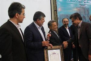 پیشگامان کویر آسیا صادر کننده نمونه استان یزد
