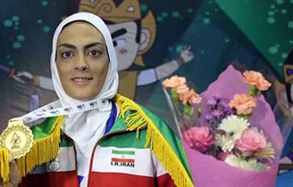 طلای جام جهانی  بر گردن بانوی اصفهانی