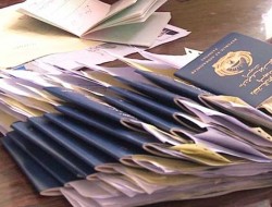 توزیع پاسپورت به شهروندان افغانستانی مقیم عربستان آغاز شد توزیع پاسپورت به شهروندان افغانستانی مقیم عربستان آغاز شد