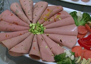 تولید سوسیس و کالباس بدون استفاده از گوشت + فیلم