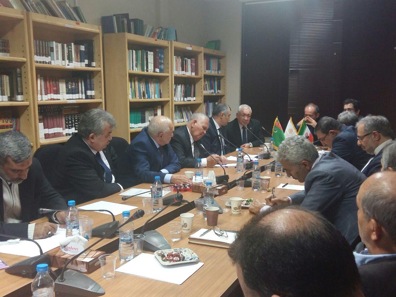 حرف دشمنان نمی تواند باعث تزلزل در روابط ایران و ترکمنستان شود
