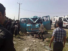 7مصدوم براثر واژگونی مینی بوس در جاده مبارکه