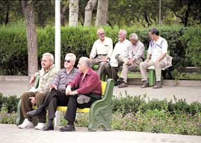 پرداخت مطالبات بازنشستگان همدانی