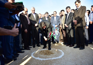 کلنگ بیمارستان 700 تختخوابی میانرود به زمین زده شد