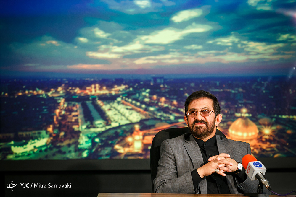 از خاطره روضه خوانی رئیس جمهور تا ماجرای حقوق&zwnj;ها و پاکت&zwnj;های نجومی