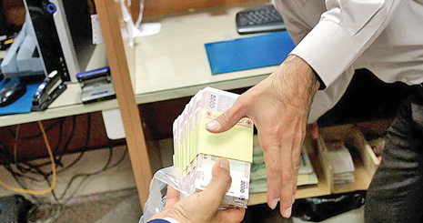 سیدآبادی /2/وصول معوقات در گرو اصلاح نظام بانکی کشور