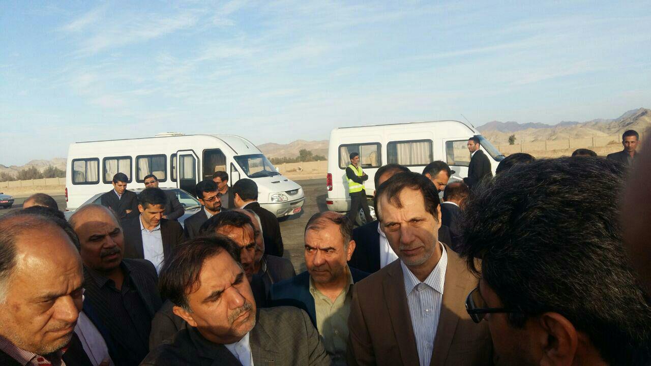 بازدید وزیر راه و شهرسازی از باند دوم فرودگاه بین المللی زاهدان
