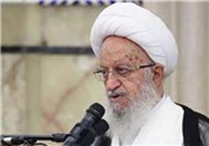 آیت‌الله مکارم‌: فضای مجازی نمی‌تواند جایگزین کتاب شود