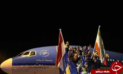 عکس/ آغاز پروازهای قدیمی&zwnj;ترین ایرلاین دنیا به ایران / پوشش کادر پروازی KLM در کشور