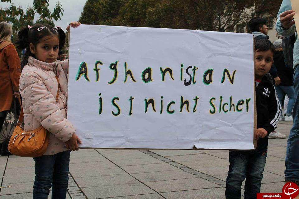 اعتراض افغانستانی&zwnj;های مقیم سوئد به امضای تفاهمنامه بازگشت مهاجران
