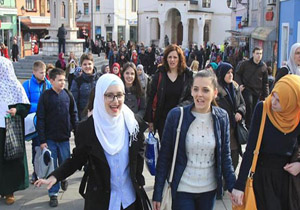 کارمندان آلمانی از پوشش اسلامی محرومند