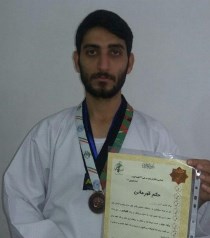 گردن آویز برنز تکواندوکار گالیکشی در مسابقات کشوری