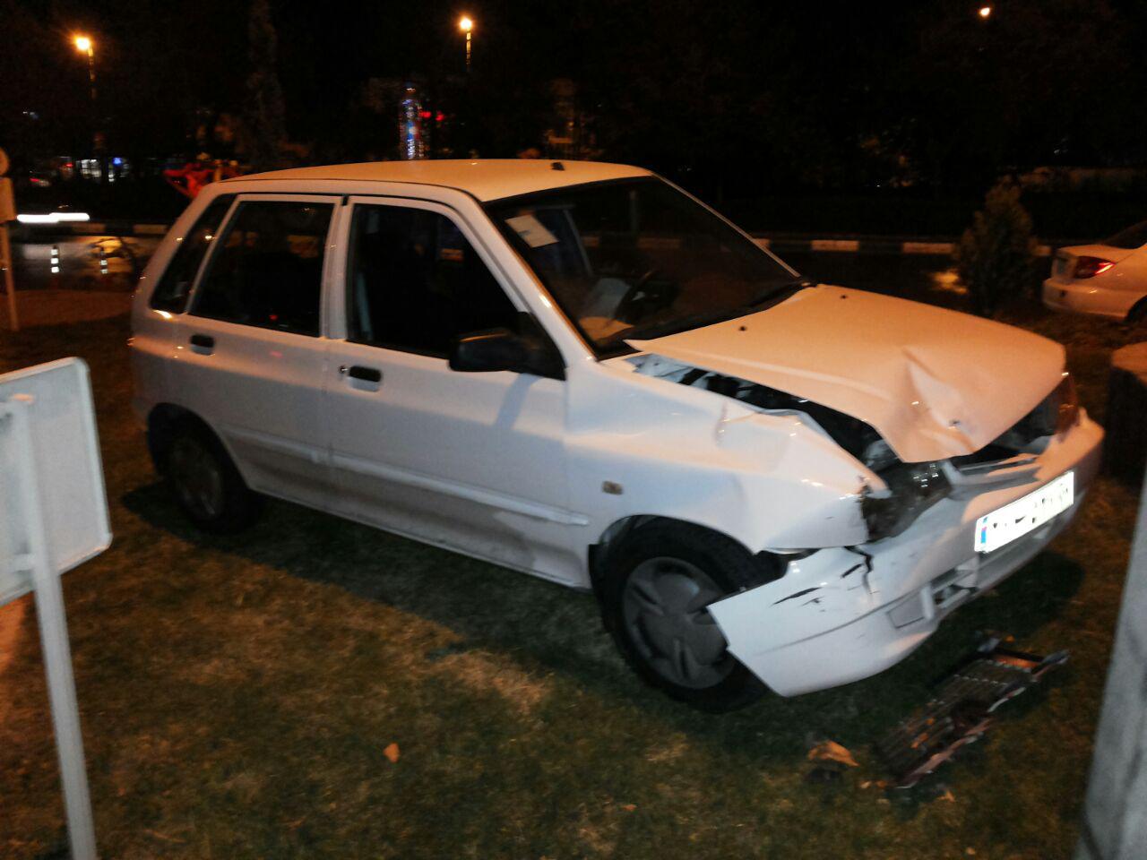 برخورد پرایدها در مشهد حادثه آفرید + تصاویر