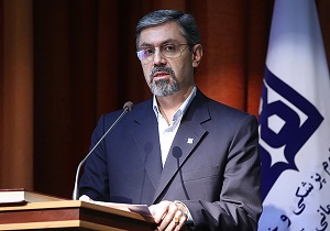 800 میلیارد تومان رقم بدهی بیمه به دانشگاه علوم پزشکی/تامین دارو در گرو پرداخت بدهی بیمه‌ها