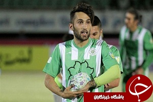 پیام صادقیان مصدوم شد