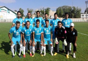 جدال تیم های آبی پوشان اردبیل و شهید کریمی جویبار در اردبیل