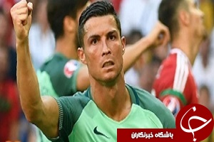 ۲۰ حرکت تکنیکی برتر دوران فوتبال کریس رونالدو + فیلم