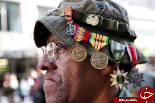 از طراحی و ساخت کفشی با شماره 75 تا یادبود مهاجران کشته شده در مرز مکزیک