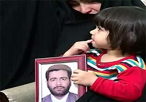 سوال دختر سه ساله شهید خزایی اشک همگان را درآورد + فیلم