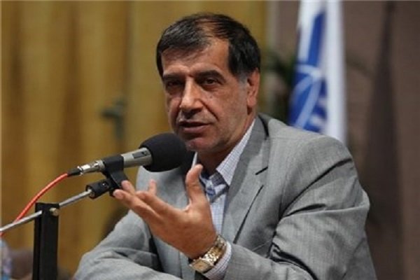 اصلاح&zwnj;طلبان قطعا از روحانی عبور نمی&zwnj;کنند/ قالیباف با بقیه کاندیداها متفاوت است