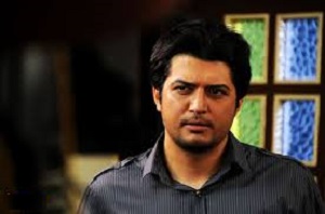 پندار اکبری کارگردان می‌شود