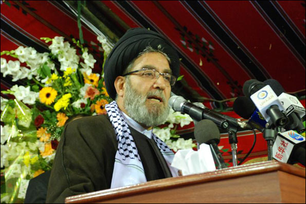 امین‌السید: جهان اسلام درگیر افراط و تروریسم است/ آمریکا عامل ناامنی منطقه است