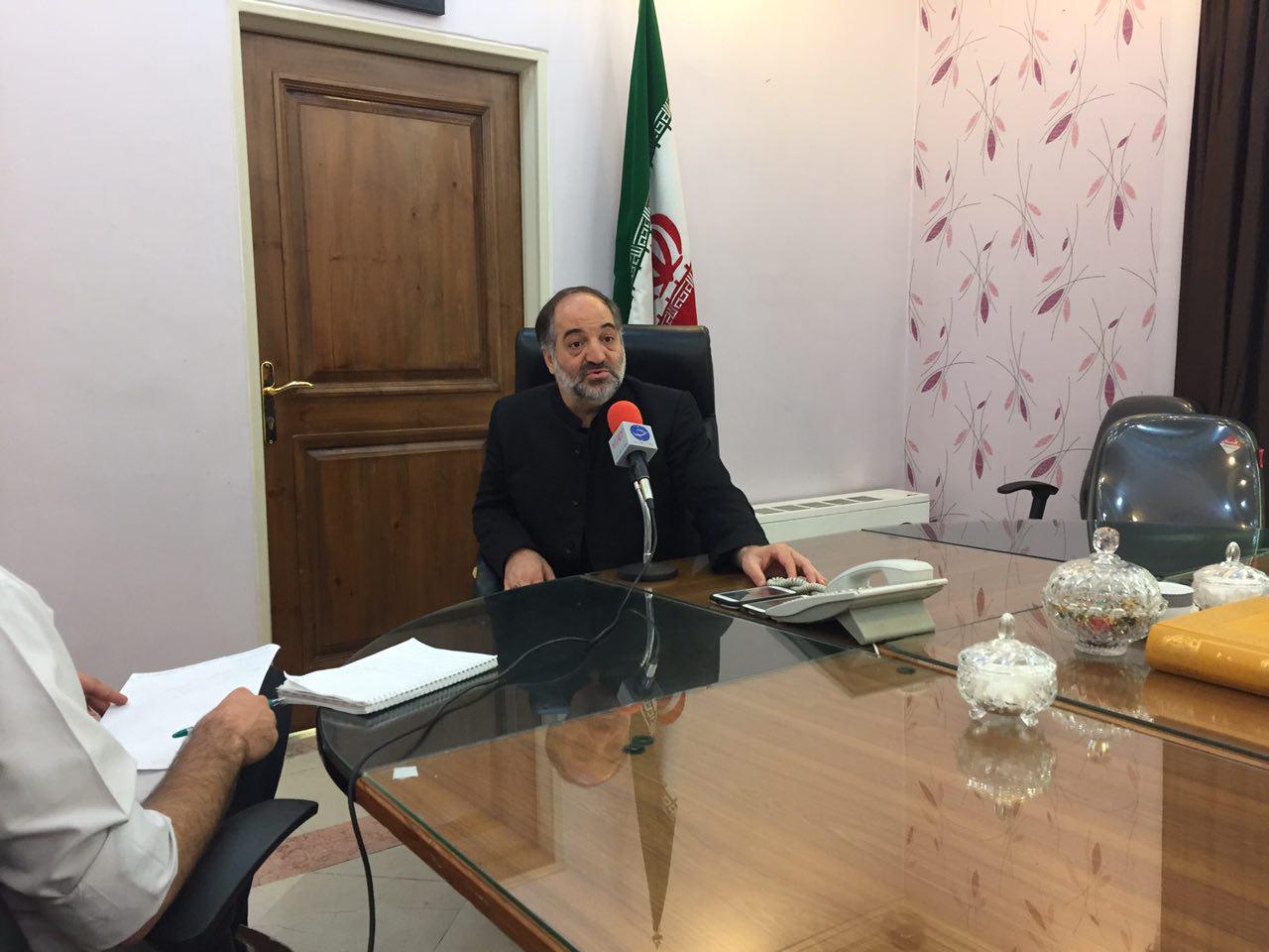 پیشنهاد مسکن و ویلای شمال دادند، به شرطی که اسمی از امام و شهدا نبرم/ اجازه نمی&zwnj;دهم هر کسی مداحی کند