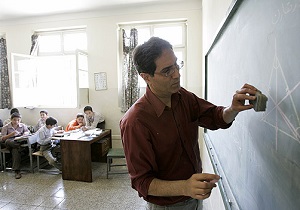پیگیری آموزش و پرورش برای رفع نواقص فرم ارزشیابی معلمان