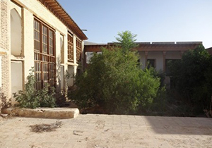 مرمت خانه تاریخی مقدس استهبان