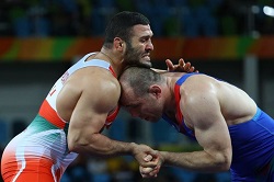 جراحی رضا یزدانی توسط پزشک رونالدو