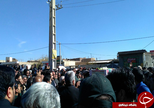 وداع همسنگران رسانه ای با پیکر شهید خبرنگار مدافع حرم + تصاویر
