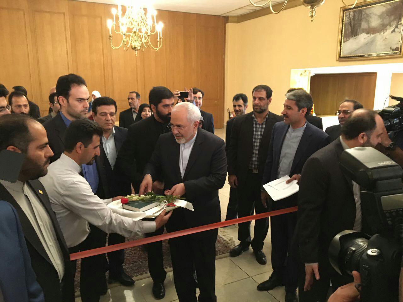 ظریف:آزادسازی هفتاد هزار سند محرمانه تاريخی تا شهريور 1320 فراهم گرديده است