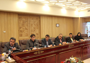 95 درصد از حمل بار در استان اصفهان از طریق جاده انجام می شود