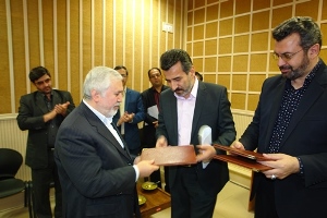 کسب مقام سوم رادیو خاوران خراسان جنوبی
