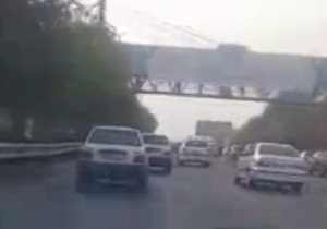 آلایندگی شدید پراید در اتوبان همت + فیلم
