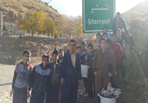 پاک‌سازی مسیر رفت و آمد مدرسه پاوه