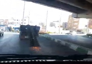 حمل عجیب بار توسط نیسان! + فیلم