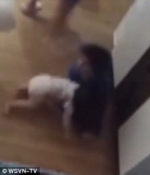 اقدام حیرت انگیز پسر 11 ساله برای نجات جان برادر نوزادش + فیلم///نمایه داخل خبر