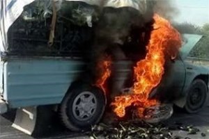 مهار آتش سوزی خودرو  نیسان در جایگاه CNG