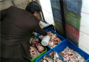معدوم سازی 143 کیلوگرم گوشت فاسد و از تاریخ گذشته درسرایان