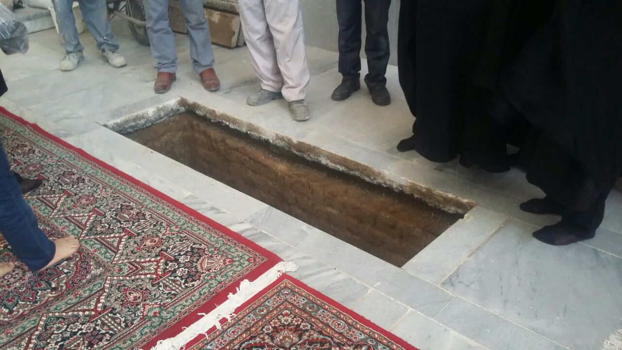 مراسم تشیع پیکر مرحومه 