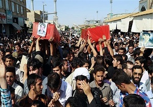 پیکر ۵ شهید مدافع حرم در قم تشییع شد