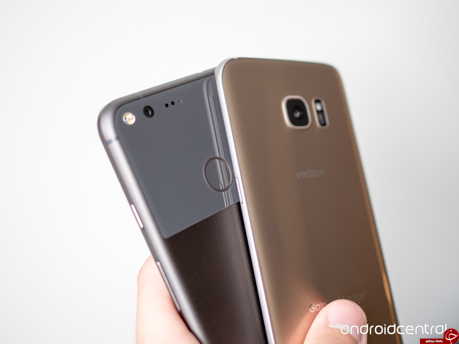 مقایسه گوشی های  گوگل پیکسل XL و گلکسی S7 edge