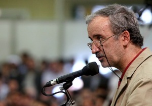ادبیات دلسوز جوانان می‌خواهد