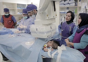 گستردگی درمان ها با اجرای طرح تحول سلامت/ کمبود متخصص جراحی قلب اطفال